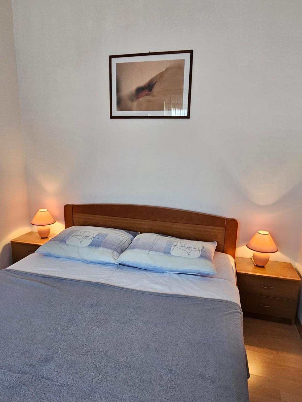 Lorena Apartments In Пула Екстериор снимка