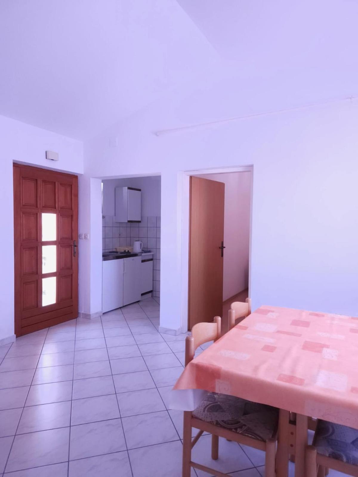 Lorena Apartments In Пула Екстериор снимка