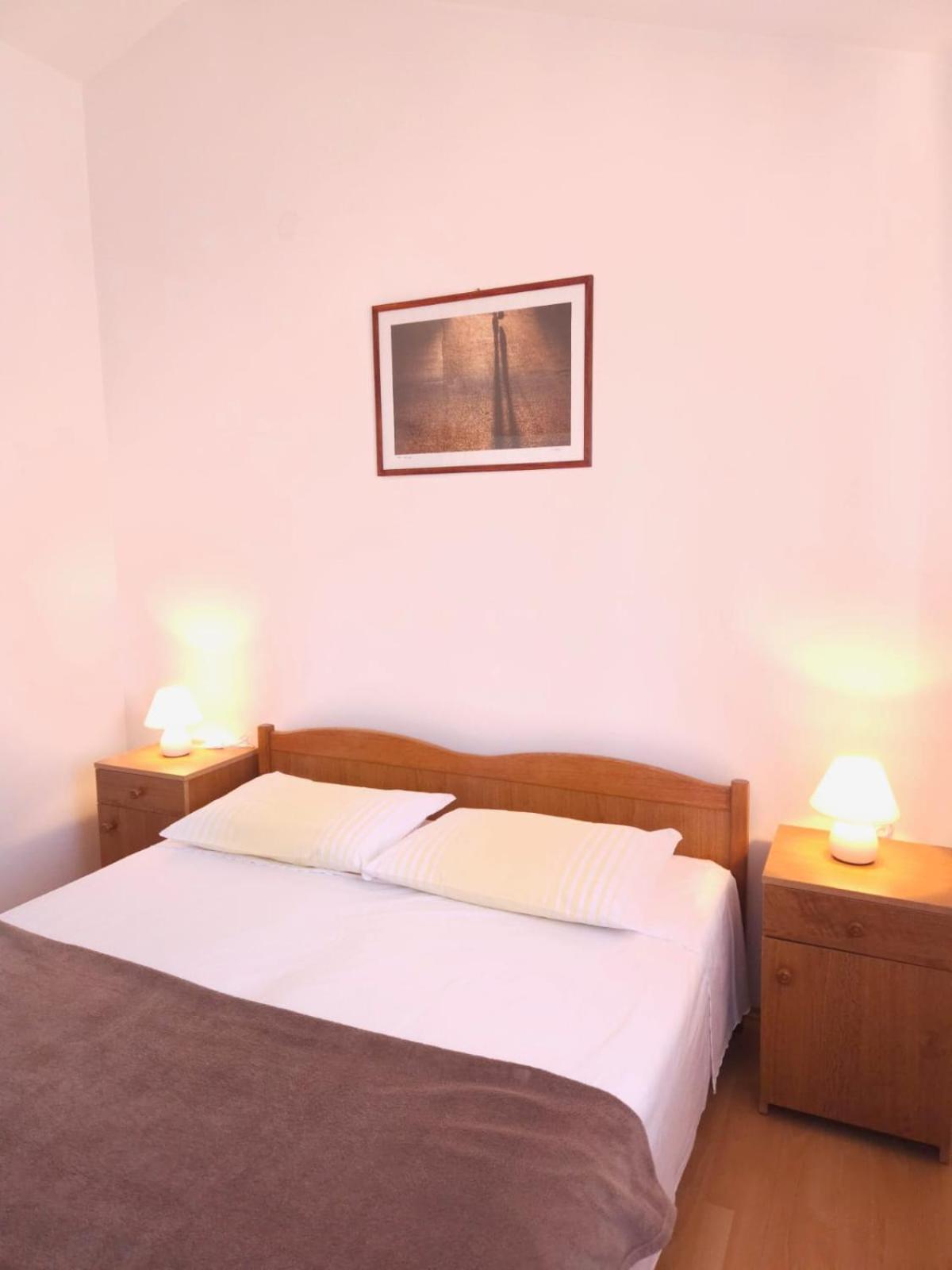 Lorena Apartments In Пула Екстериор снимка