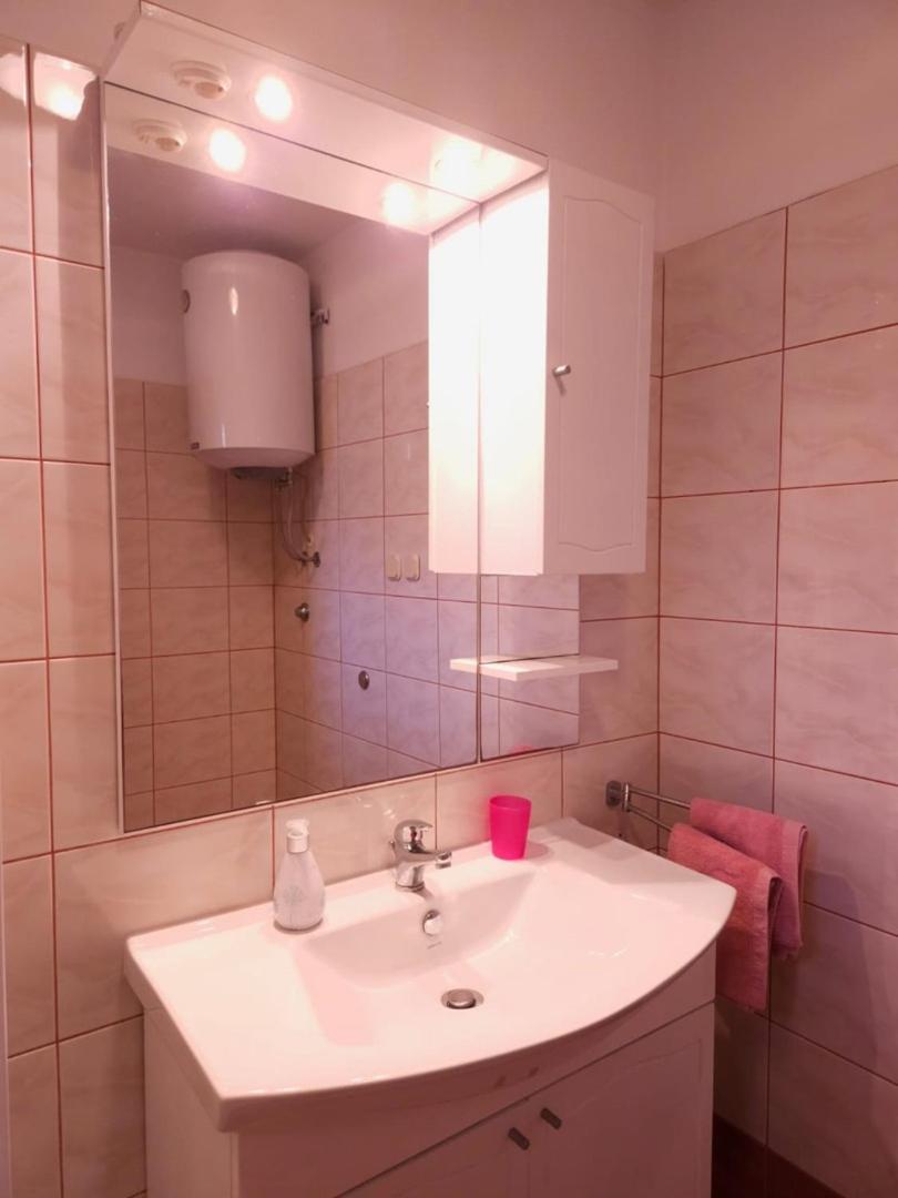 Lorena Apartments In Пула Екстериор снимка