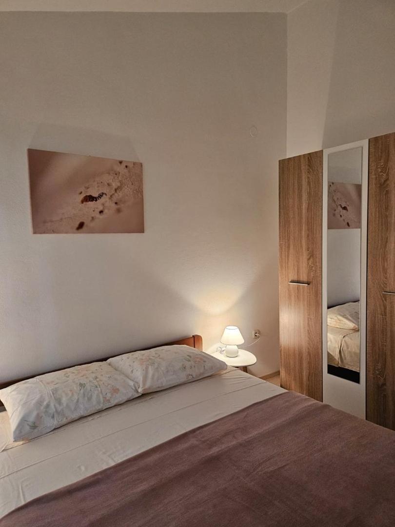 Lorena Apartments In Пула Екстериор снимка