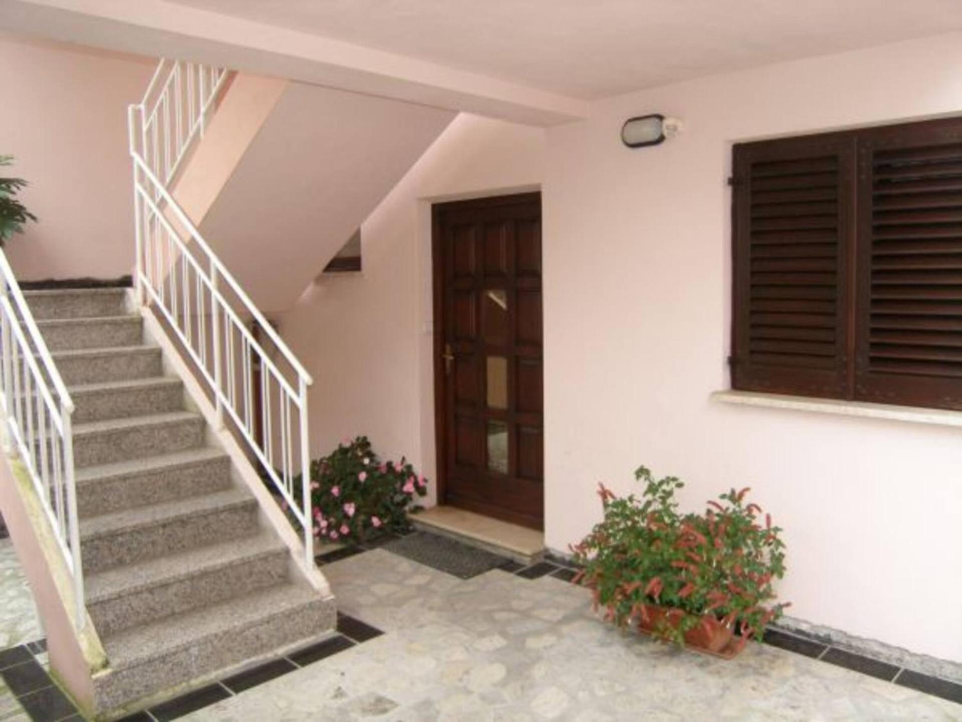Lorena Apartments In Пула Екстериор снимка