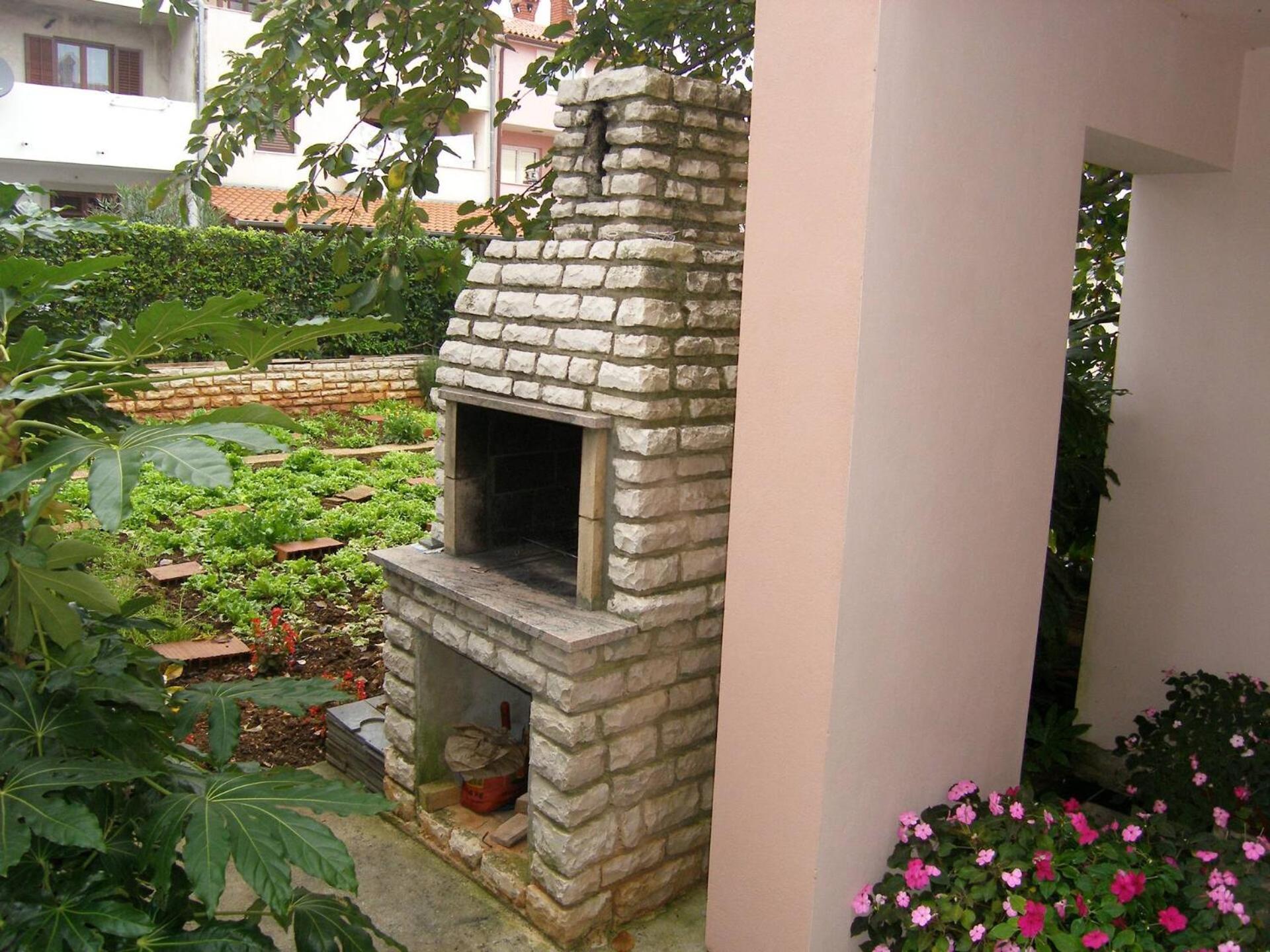 Lorena Apartments In Пула Екстериор снимка